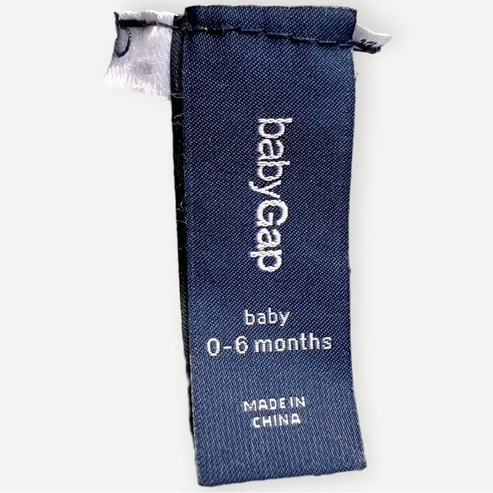 Baby Gap Infant Unisex Gray Knit Chase Garter Hat with Ears. 0-6 Months.